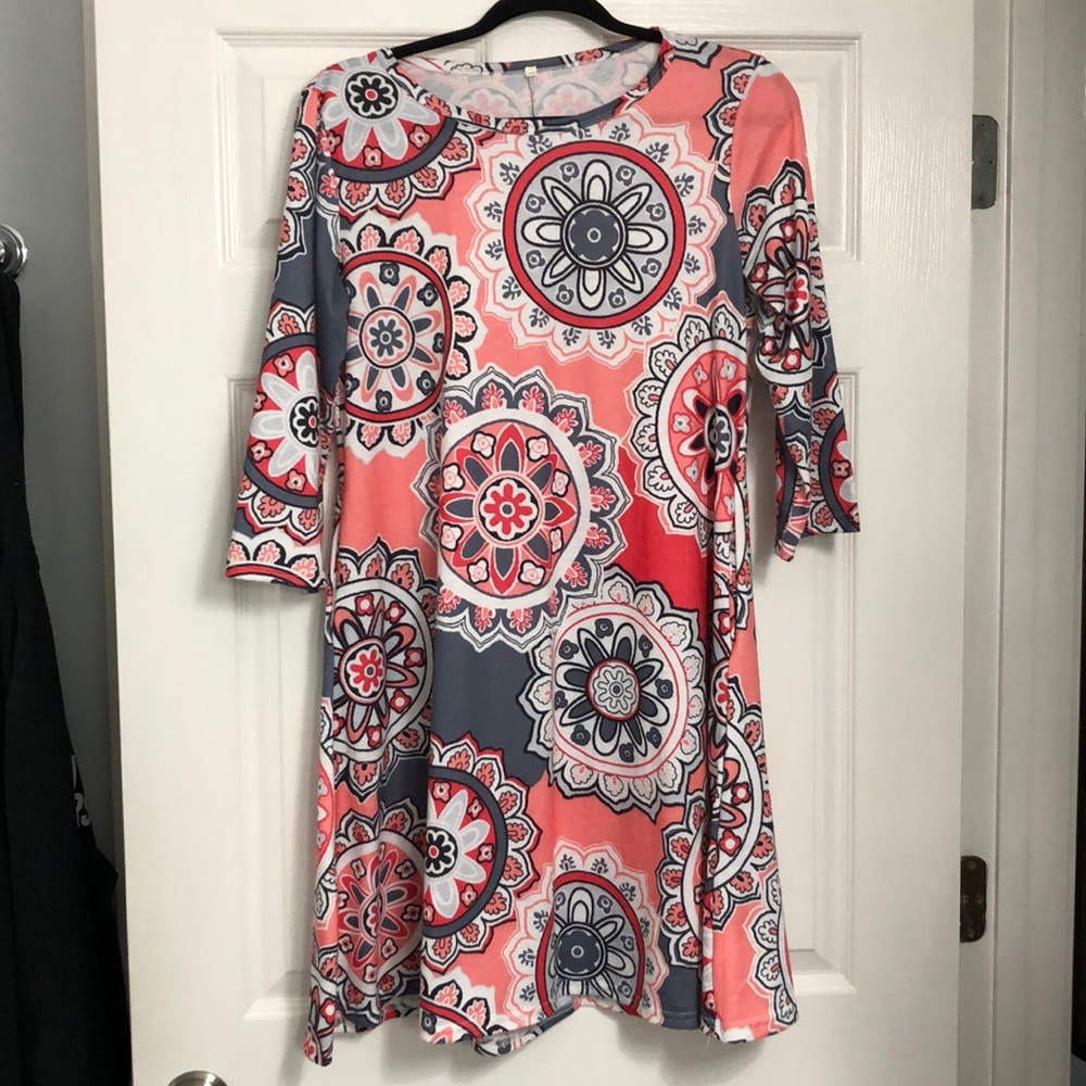 Boutique knit dress with pockets